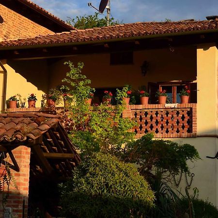 La Corte Di Gerardo Tonco Exteriör bild