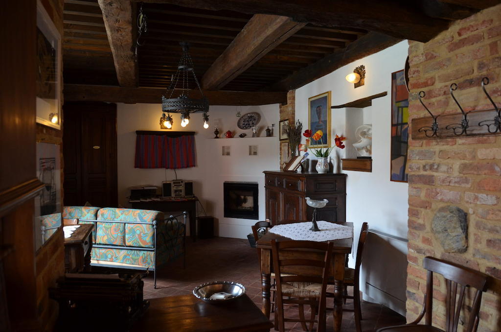 La Corte Di Gerardo Tonco Exteriör bild